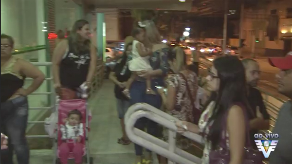 upa-cheia-a-noite