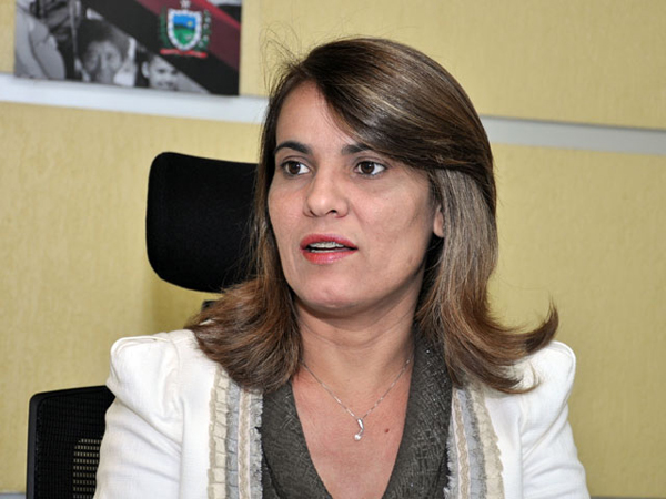 livania-alves-secretaria-da-administracao-para-divulgacao-foto-antonio-david-6