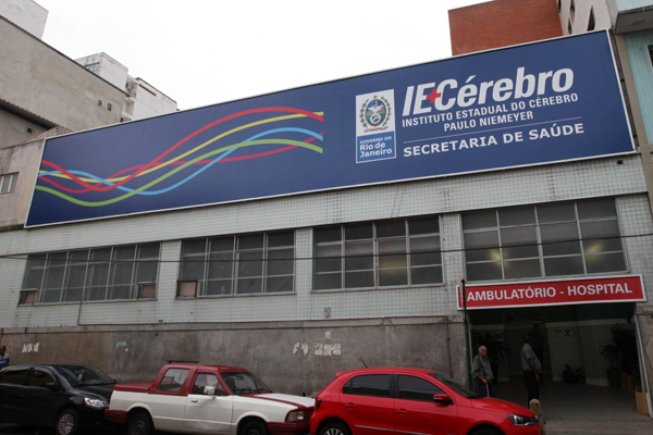 Fachada_IEC